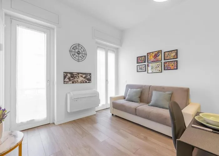 Bilocale Vicino Tram 2, Smart Tv E Internet Veloce Διαμέρισμα *